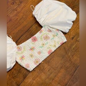 Zara‎ White Floral Crop Top